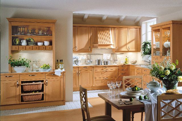 Landhaus Küchen in Ihrem Küchenhaus Rash in Heusenstamm